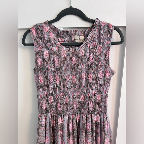 Perry Walker The Muffy smocked bodice tiered midi dress floral pattern - Picture 2 of 5